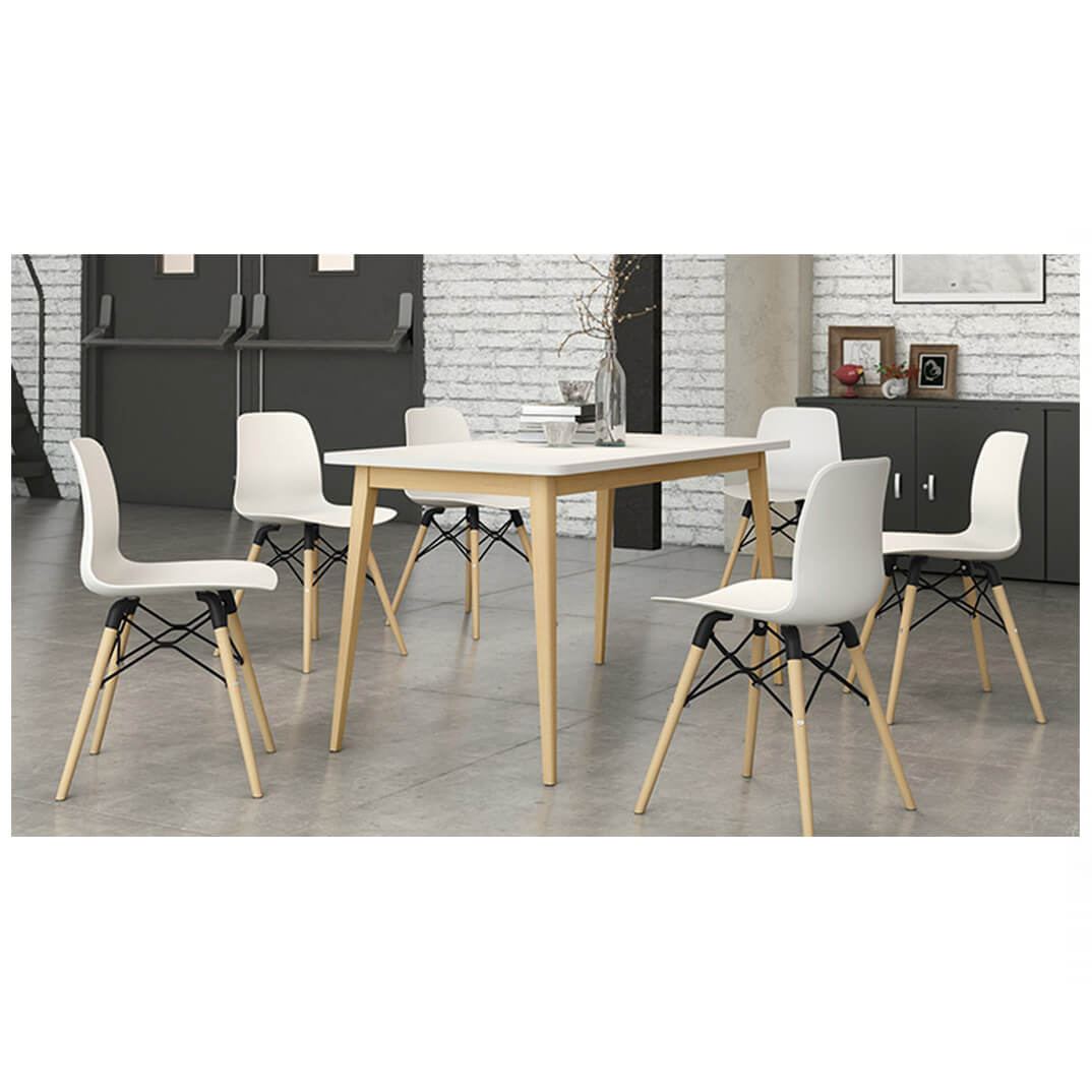 Mesa NUT con estructura haya sobre blanco 70x70x73