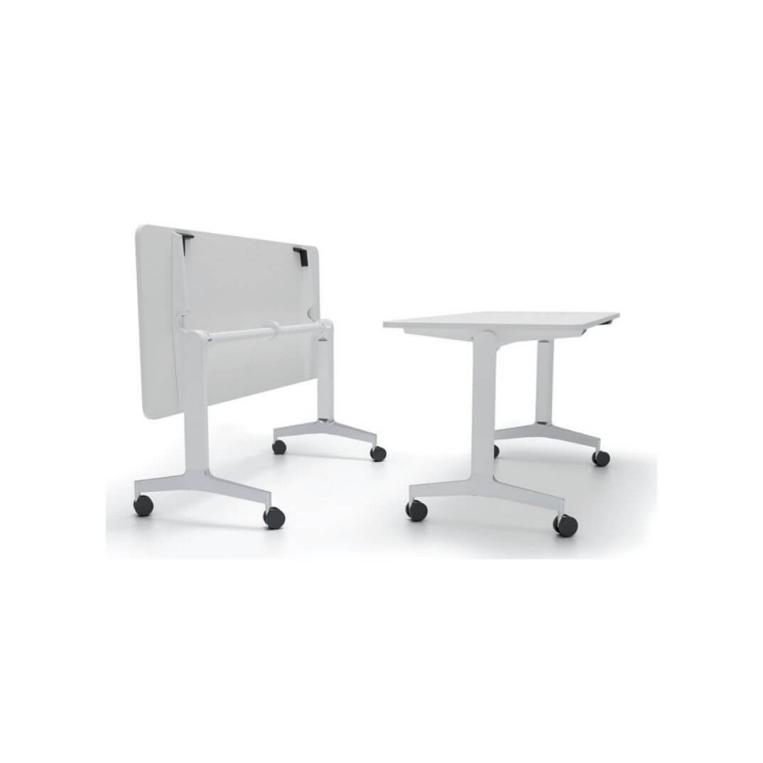 Mesa abatible en forma de "T" con ruedas 120x67